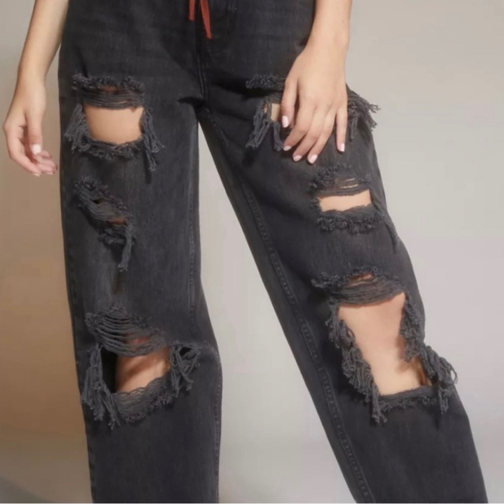 BDG Urban Outfitters Black Distressed baggy Jeans NWT